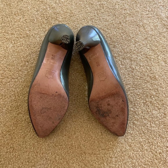 Vintage Yves Saint Laurent Grey Leather Pumps 35.5 - Picture 5 of 6